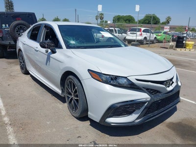 TOYOTA CAMRY 2023