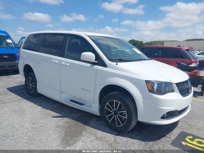 DODGE GRAND CARAVAN 2018