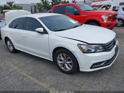 VOLKSWAGEN PASSAT 2017