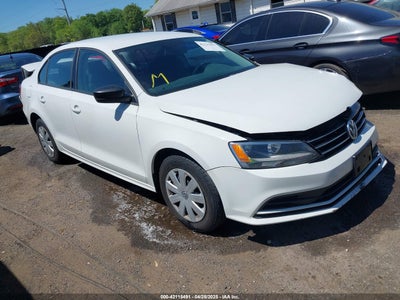VOLKSWAGEN JETTA 2016