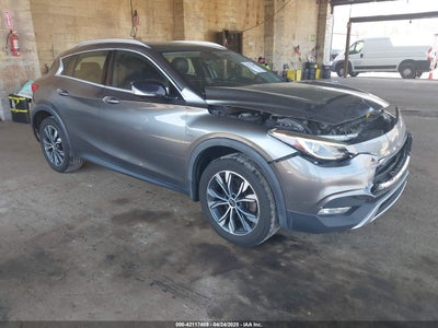 INFINITI QX30 2018