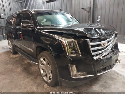 CADILLAC ESCALADE ESV 2019
