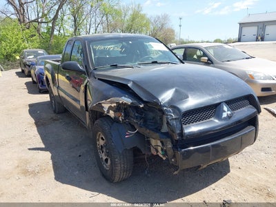 MITSUBISHI RAIDER 2008