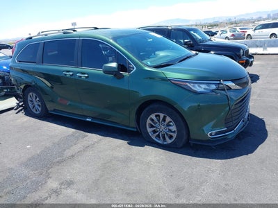 TOYOTA SIENNA 2023