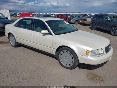 AUDI A8 2001