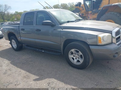 DODGE DAKOTA 2006