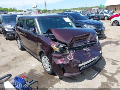 SCION XB 2012