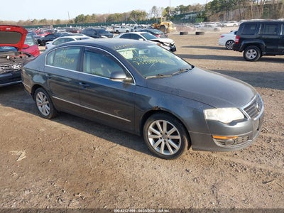 VOLKSWAGEN PASSAT 2010