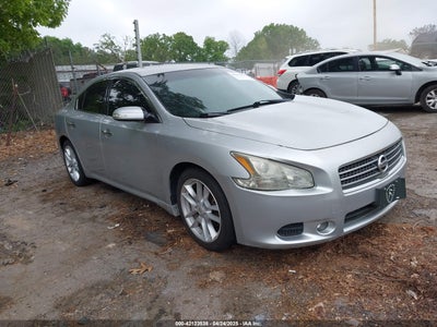 NISSAN MAXIMA 2011