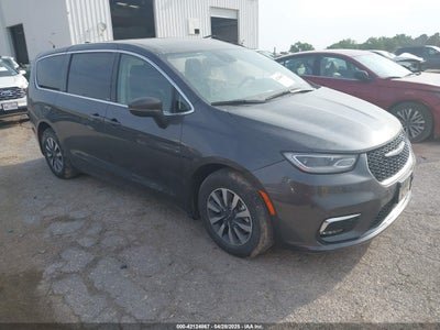 CHRYSLER PACIFICA HYBRID 2023