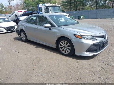 TOYOTA CAMRY 2018