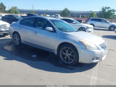 NISSAN ALTIMA 2010