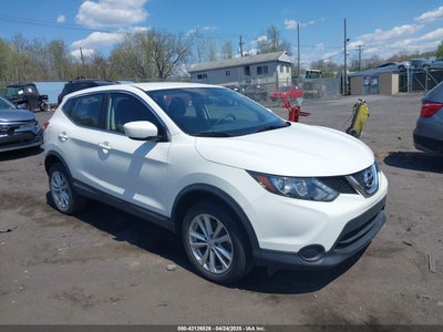 NISSAN ROGUE SPORT 2017