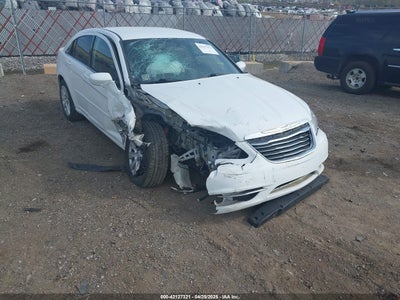 CHRYSLER 200 2012