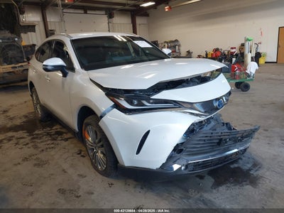 TOYOTA VENZA 2023