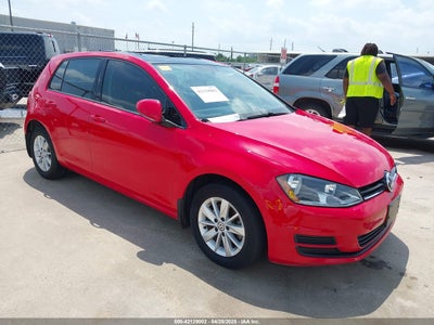 VOLKSWAGEN GOLF 2016