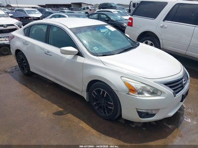 NISSAN ALTIMA 2015