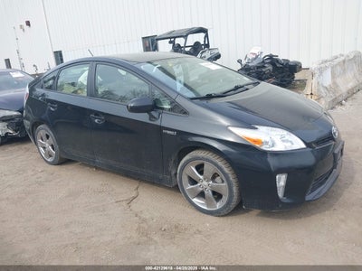 TOYOTA PRIUS 2013