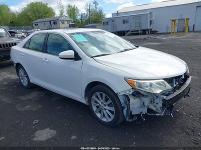 TOYOTA CAMRY HYBRID 2012