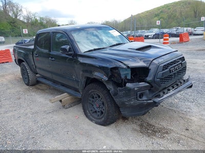 TOYOTA TACOMA 2017