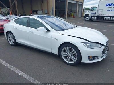 TESLA MODEL S 2016