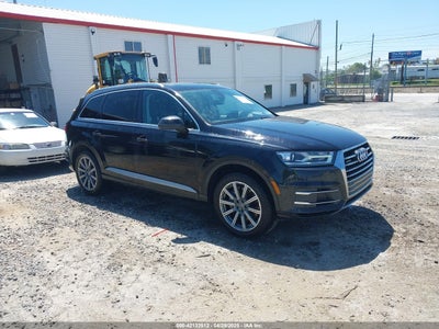 AUDI Q7 2019