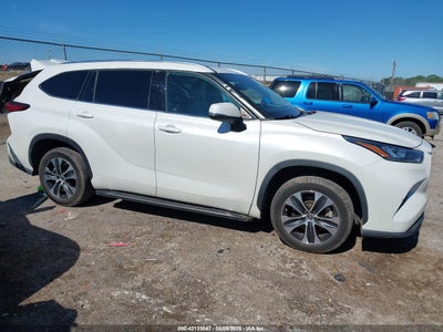 TOYOTA HIGHLANDER 2020