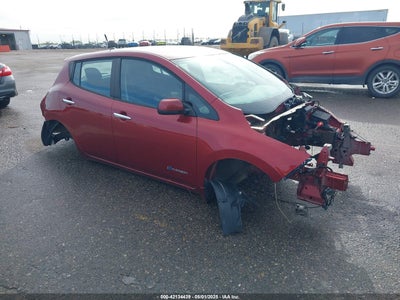NISSAN LEAF 2013