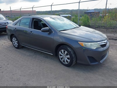 TOYOTA CAMRY 2013