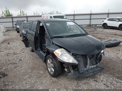 NISSAN VERSA 2011
