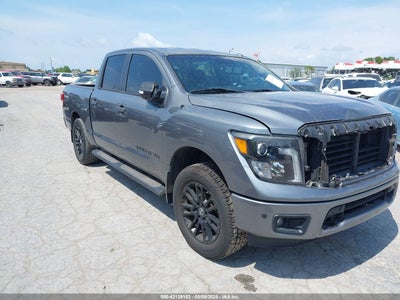 NISSAN TITAN 2018