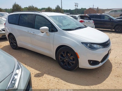 CHRYSLER PACIFICA 2020