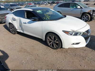 NISSAN MAXIMA 2017