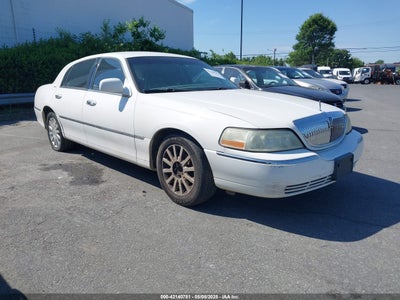 LINCOLN TOWN CAR 2006