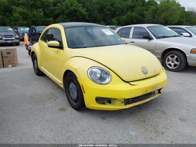 VOLKSWAGEN BEETLE 2013