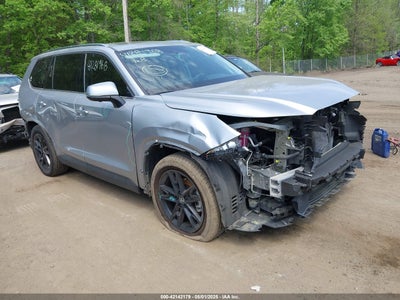 TOYOTA GRAND HIGHLANDER 2024