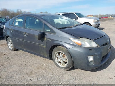 TOYOTA PRIUS 2010