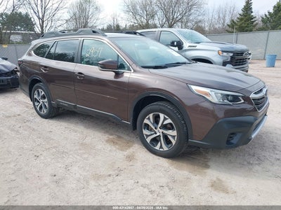 SUBARU OUTBACK 2022