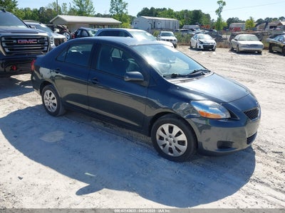 TOYOTA YARIS 2010