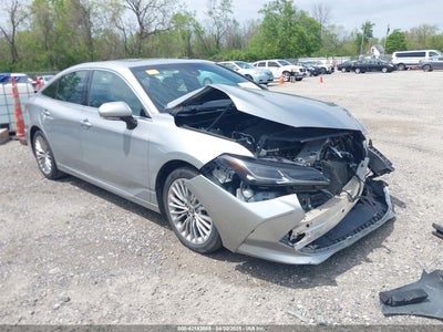 TOYOTA AVALON 2020