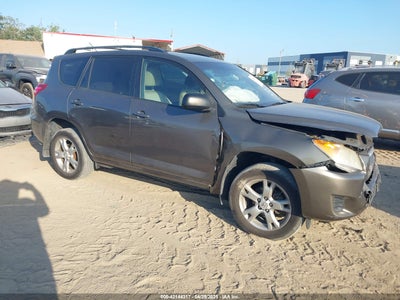 TOYOTA RAV4 2011