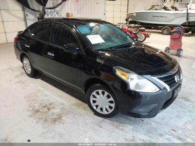 NISSAN VERSA 2015