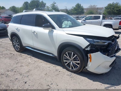 INFINITI QX60 2023