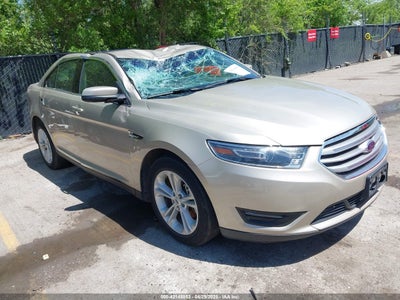 FORD TAURUS 2018