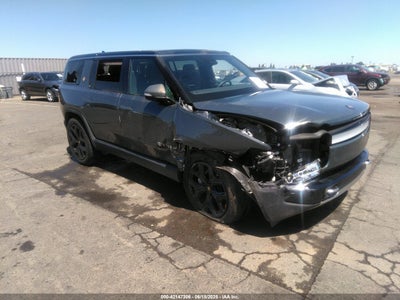 RIVIAN R1S 2024