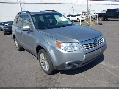 SUBARU FORESTER 2011