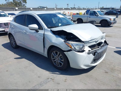 TOYOTA YARIS 2020