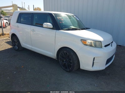 SCION XB 2012