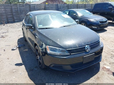 VOLKSWAGEN JETTA 2011