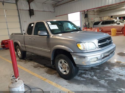 TOYOTA TUNDRA 2000